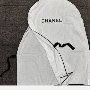 CHANEL White and Black Garment Cover 70 x 88 cm